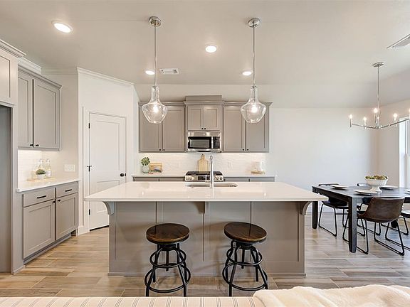 7th image of this home