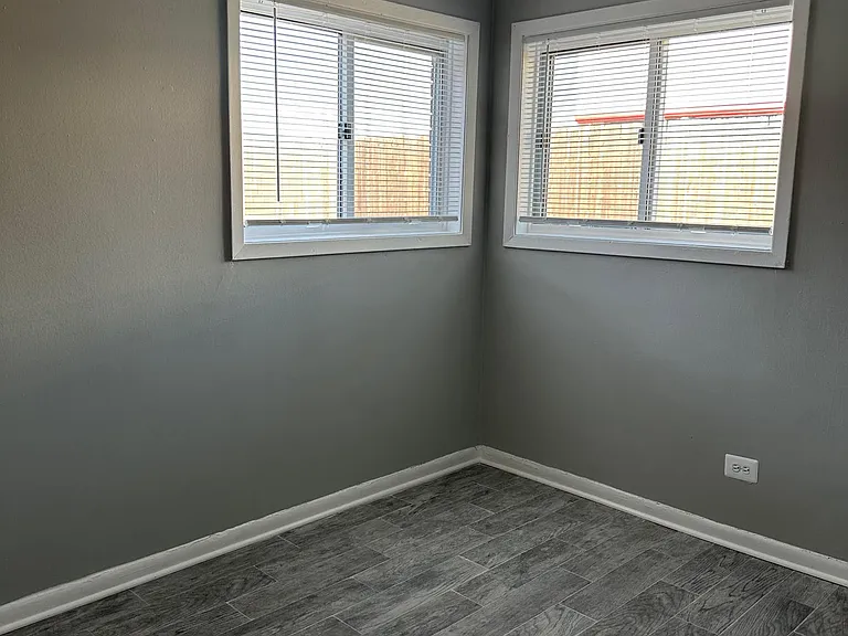 1302 Carol St — Photo 18
