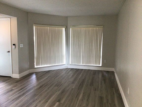 3rd image of 4336 Aqua Vista Dr