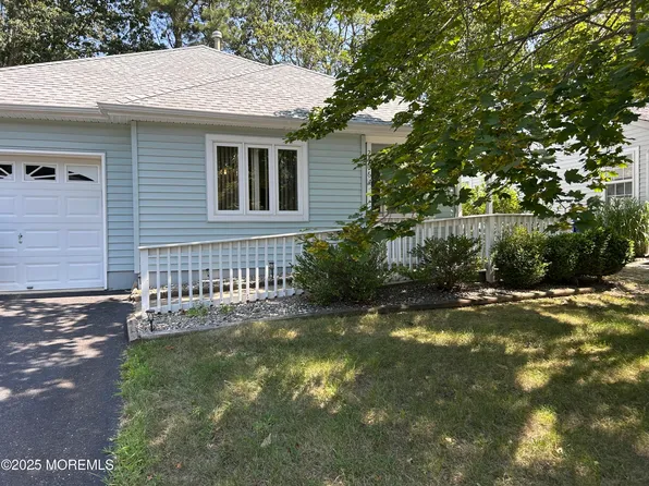 2306 Mount Hood Lane, Toms River, NJ 08753