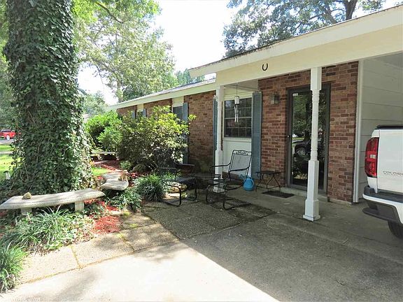 4th image of 3606 Shamrock Dr