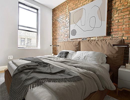 5th image of 127 W 106th St APT 2B