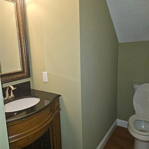 3145 Oak Meadow Dr — Photo 9