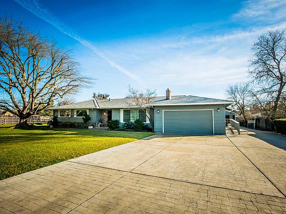 3rd image of 9880 Sheldon Rd