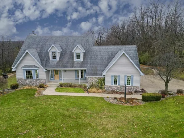 1819 West Aberdeen Drive, Janesville, WI 53545