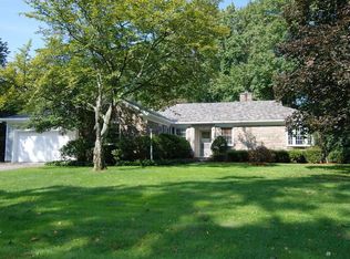 23 Fox Meadow Rd, Scarsdale, NY 10583