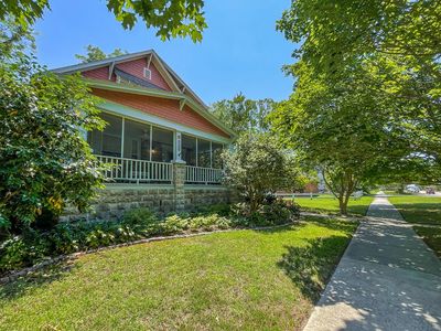 206 Monroe Ave, Cape Charles, VA, 23310