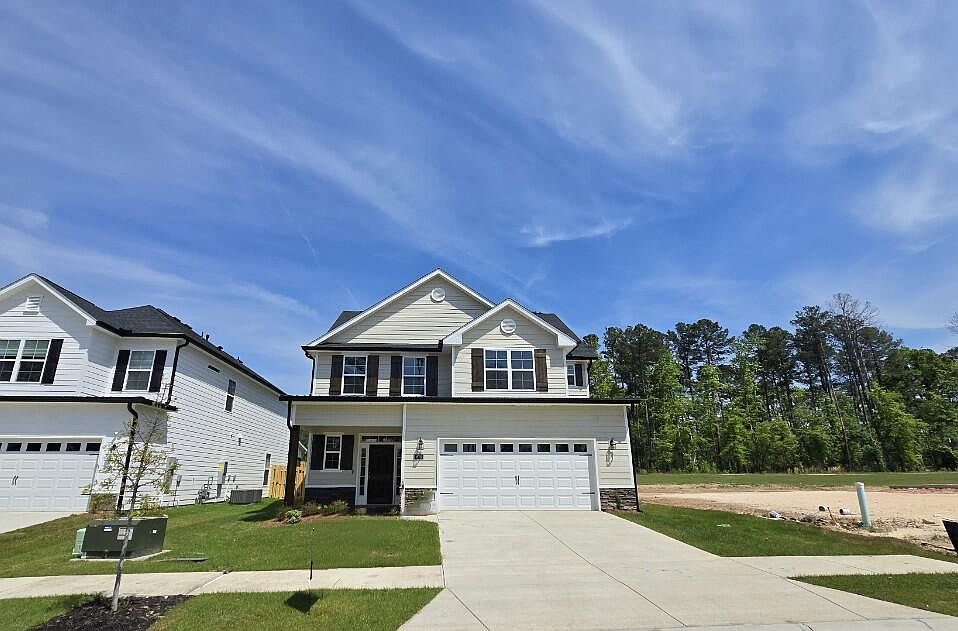 1st image of 676 Ronaldsay Road