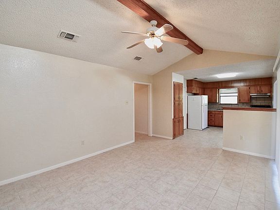 2nd image of 504 Belinda Cir