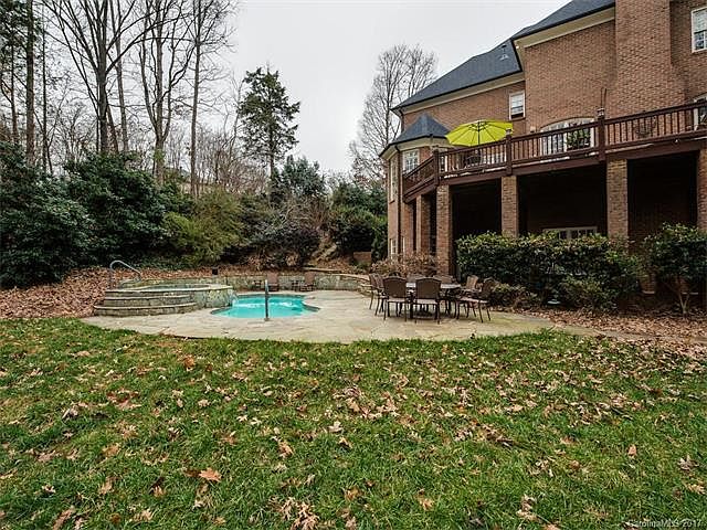 1st image of 3410 Bellevue Ln