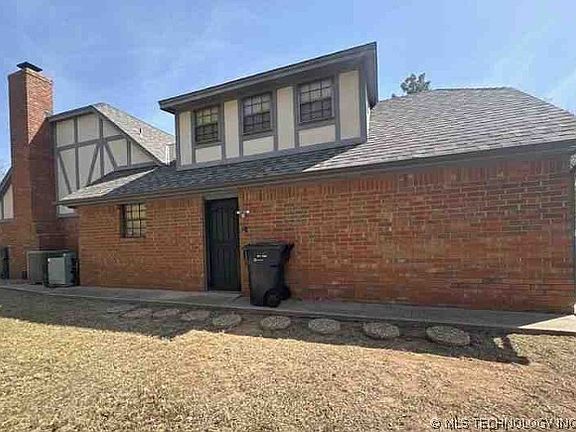 3rd image of 6105 Kingsbridge Dr