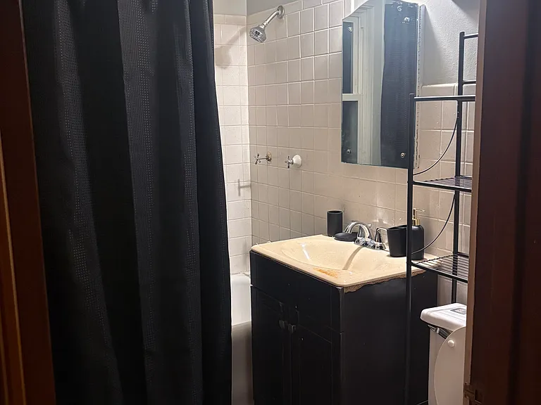 5733 W Philip Pl — Photo 17
