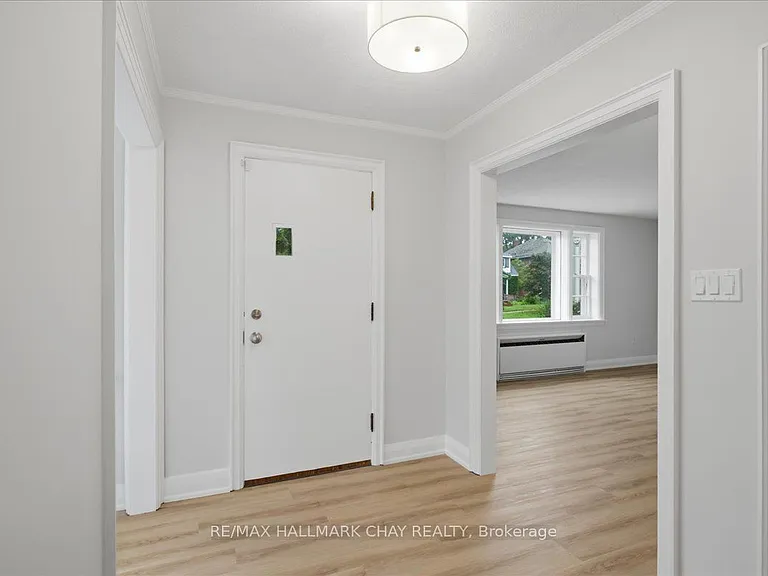 15 Parkside Dr #3 — Photo 3