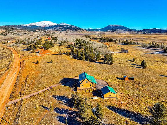 3rd image of 1528 Silverheels Rd