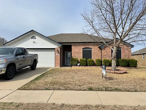 4107 Barrington Trl Photo 1