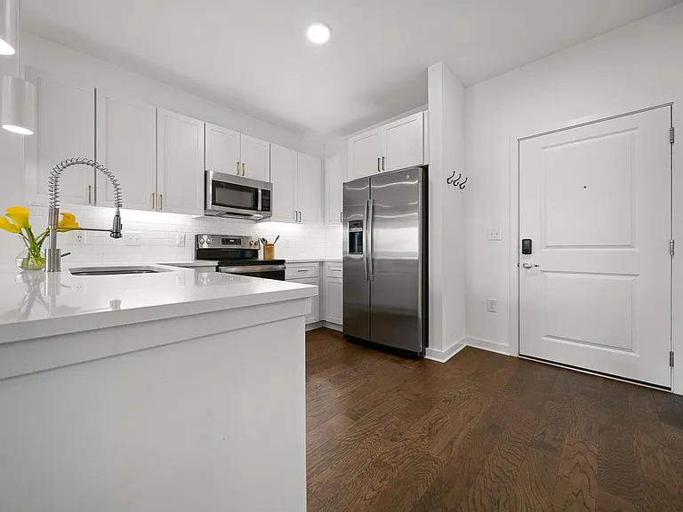 1677 54th Ave N #421 — Photo 4
