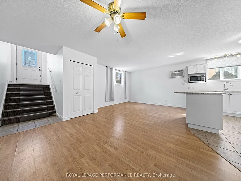 171 Mabel St #5 — Photo 5