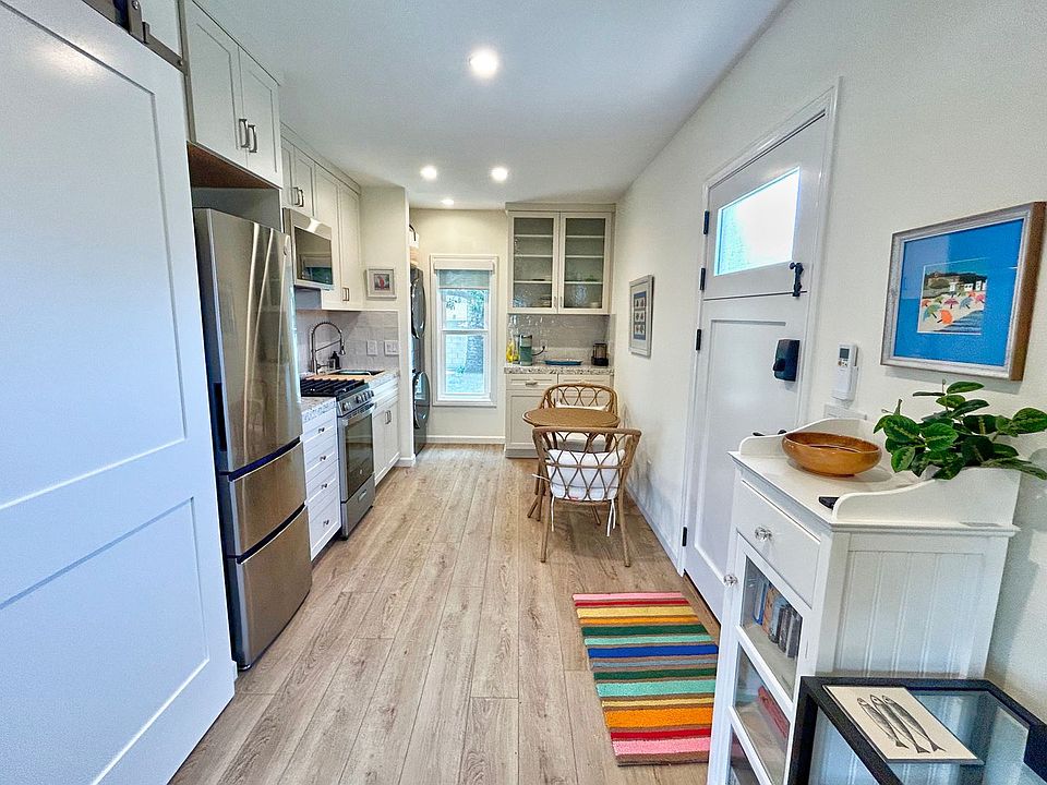 1st image of 26765 Calle Maria #B