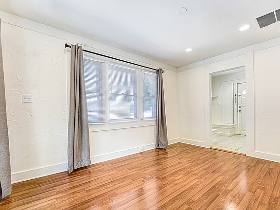 3rd image of 24328 Walnut St APT 1