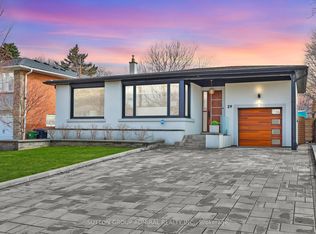 29 Acton Ave, Toronto, ON M3H 4G6
