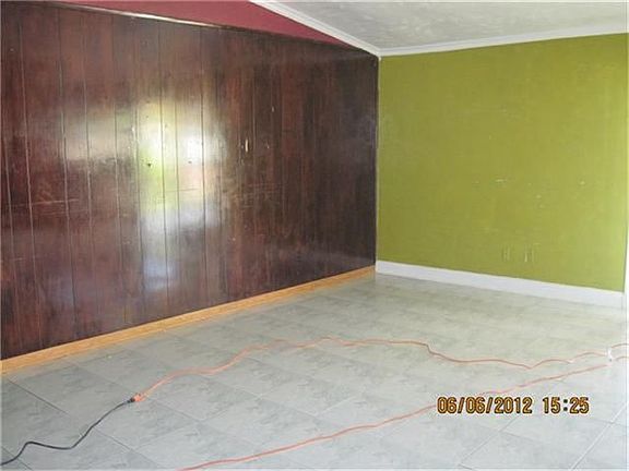 4th image of 14103 Meyersville Dr