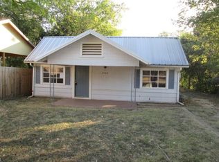 3505 N 21st St, Waco, TX 76708