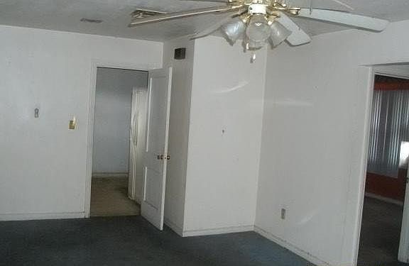 3rd image of 1467 Princeton Dr