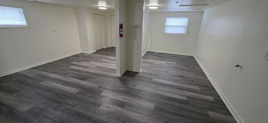 558R Goucher St — Photo 3