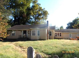 1045 W Walnut St, Blytheville, AR 72315
