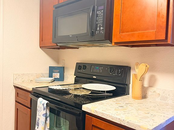 5th image of 4434 N 7th Ave #500
