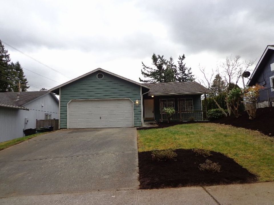 1st image of 9022 1st St SE