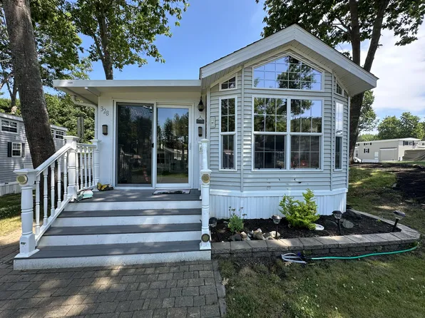 23 College Drive #328, Wells, ME 04090