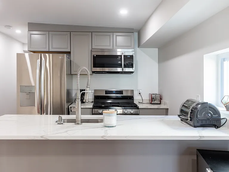 45 Bates St NW #2 — Photo 6
