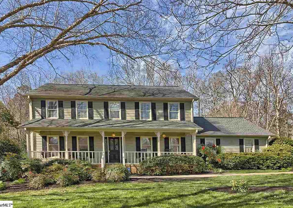 1st image of 18 Ashwicke Ln