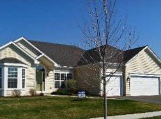 38W322 Berquist Dr, Geneva, IL 60134