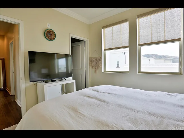 19 Abarrota St — Photo 21