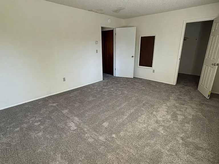 215 S 15th Ave #1-4 — Photo 47