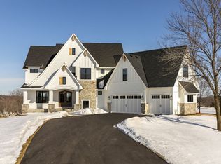 4730 Augusta St, Mound, MN 55364
