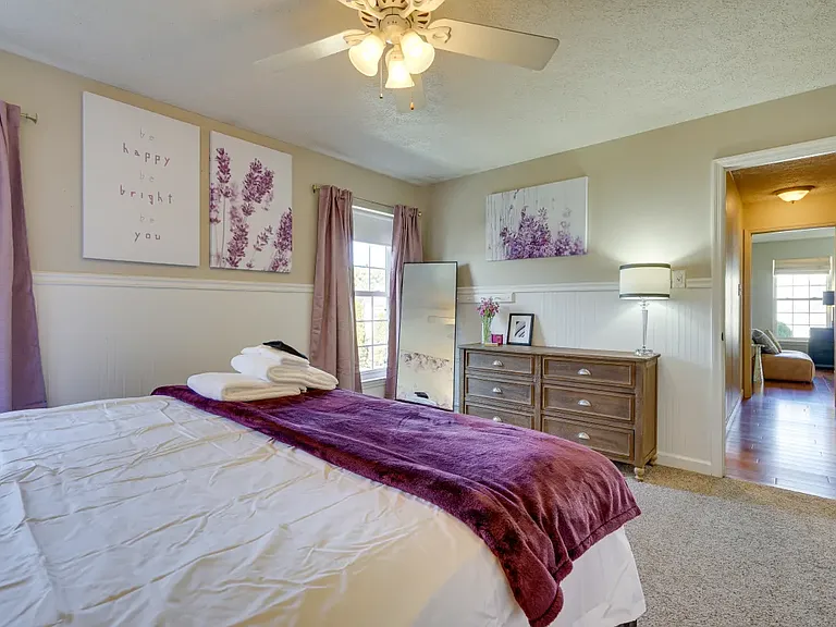 151 Rambling Rd — Photo 22
