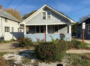 1104 Front St, Aurora, IL 60505