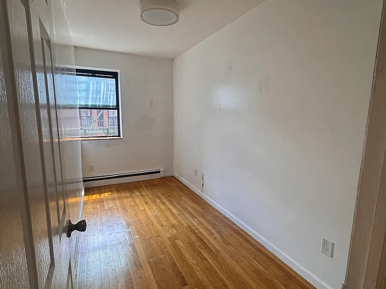 25 Orchard St #301 — Photo 4