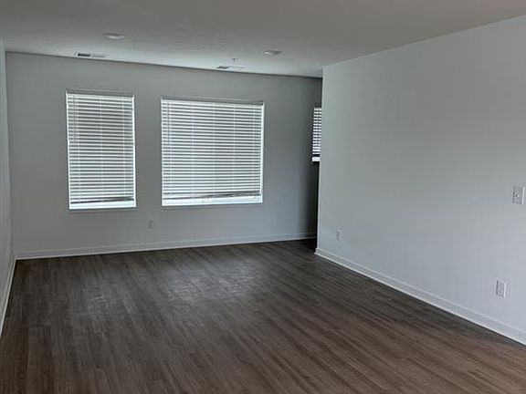5th image of 4951 SW 6th St #1