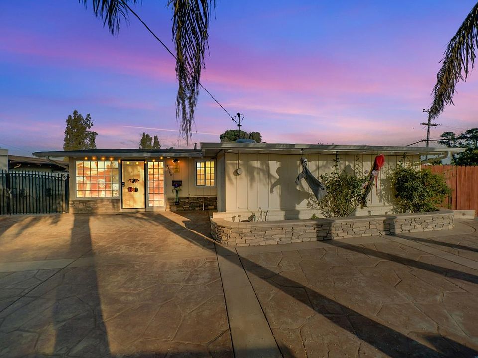 1st image of 28188 Ormond Ave
