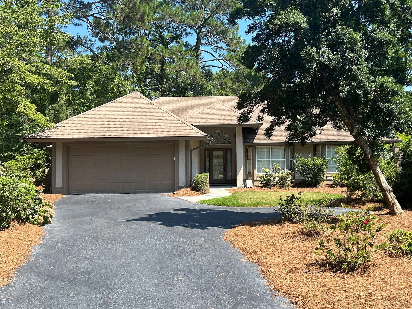 Beautiful One-Level Home in HHP- The Rookery! — Photo 2