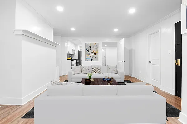 Rented by Brick&Mortar | media 8