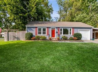 7818 W 65th St, Overland Park, KS 66202