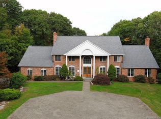 40 Belle Vale St, Monroe, CT 06468