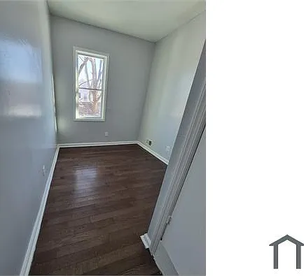 270 Littleton Ave #1 — Photo 5