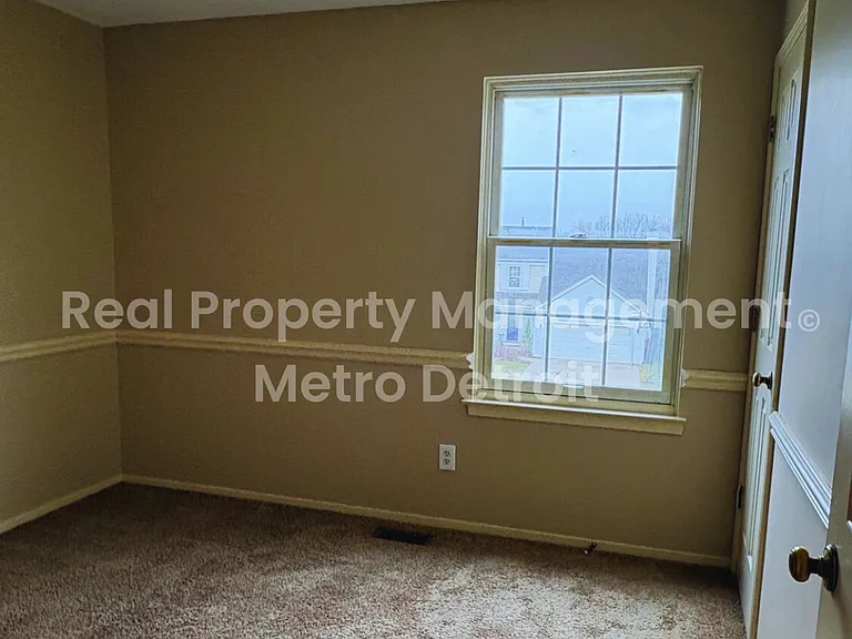 172 Parsons Ln — Photo 13