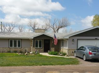 1061 Suburban Dr, Great Falls, MT 59404